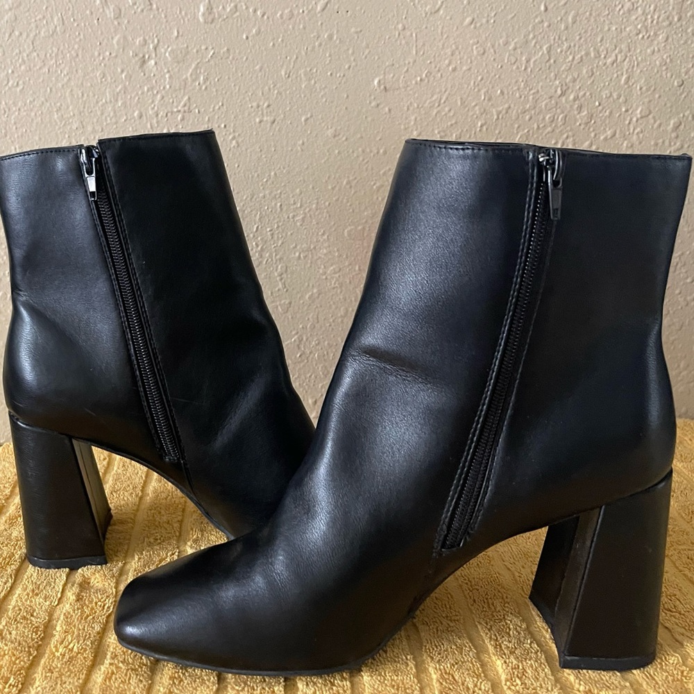 Black Bamboo “Article” Square Toe Bootie Size 11 ** FREE SHIPPING **